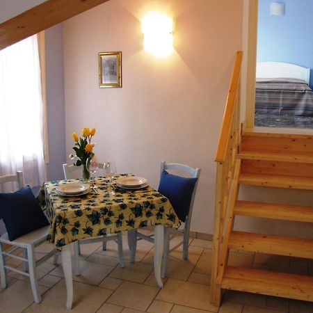 Agriturismo Il Vecchio Mulino Terzorio Стая снимка